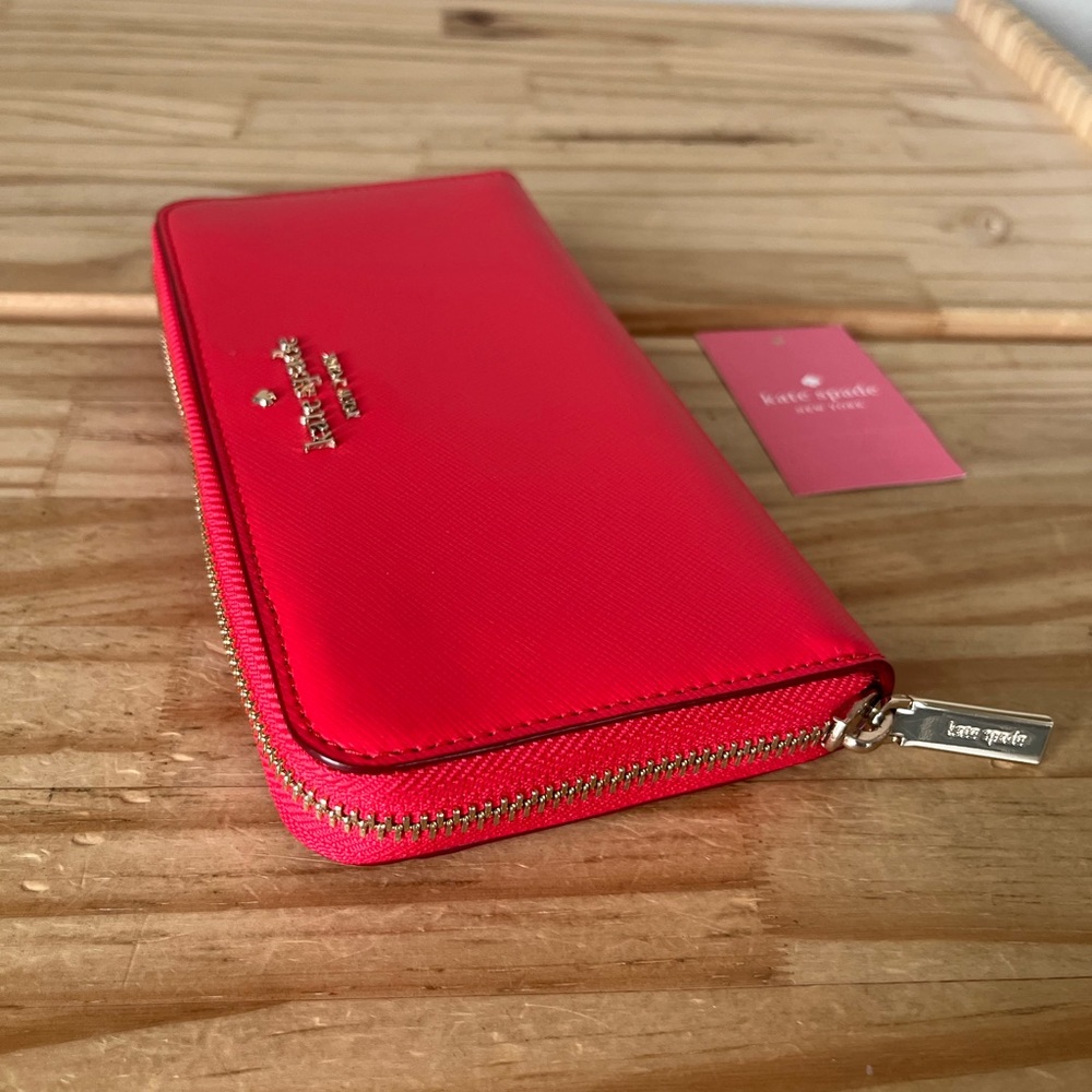 Kate Spade Staci large continental wallet🎈🎈